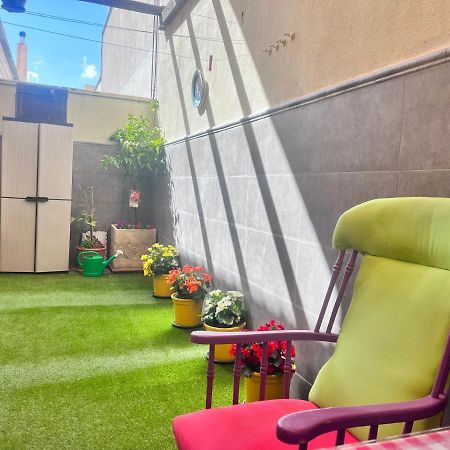 Casa Ideal Familias Y Grupos Con Balcones Exterior Soleada Patios Cerca Alhambra, Sierra Nevada, Rio Genil, Lancha Del Genil, Parque Llano Y Reloj Del Sol Con Barbacoas, Campo De Futbol, Circuito Gimnasia Apartment Granada Bagian luar foto