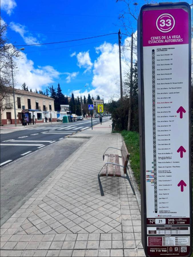 Casa Ideal Familias Y Grupos Con Balcones Exterior Soleada Patios Cerca Alhambra, Sierra Nevada, Rio Genil, Lancha Del Genil, Parque Llano Y Reloj Del Sol Con Barbacoas, Campo De Futbol, Circuito Gimnasia Apartment Granada Bagian luar foto